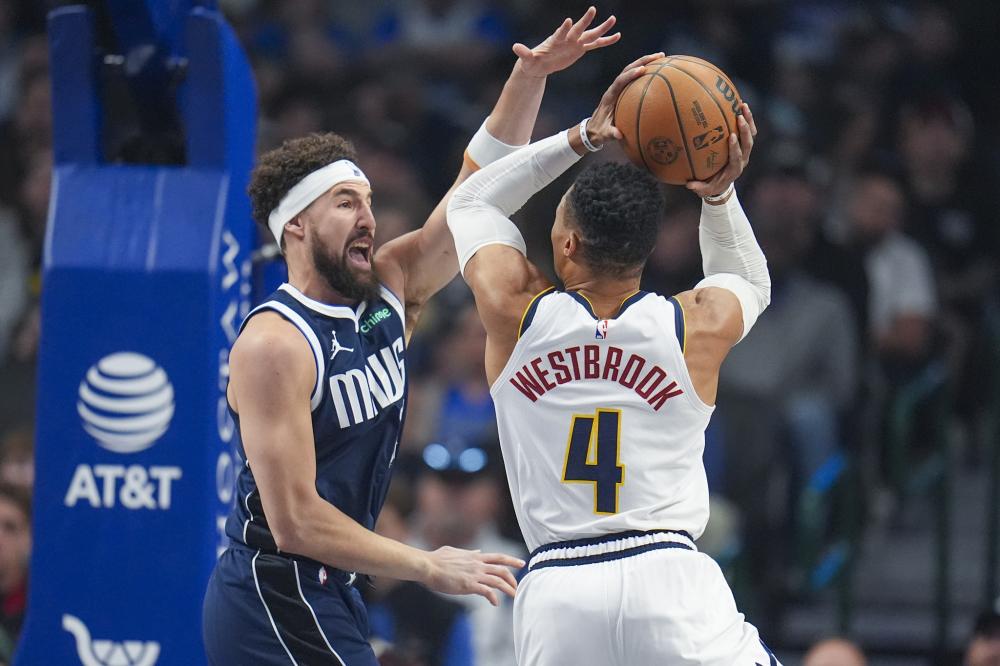 背后都是成 背后都是成